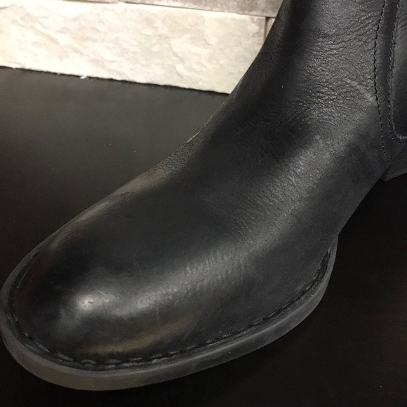 Born Fannar Leather Knee High Boot - Picture 11 of 16